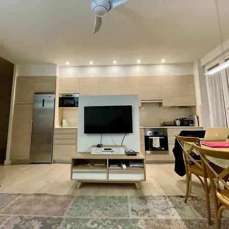 Epi-center * סן סבסטיאן